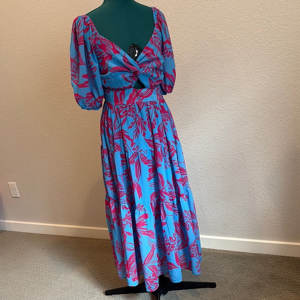 Flying Tomato Blue and Pink Sweetheart Midi Dress